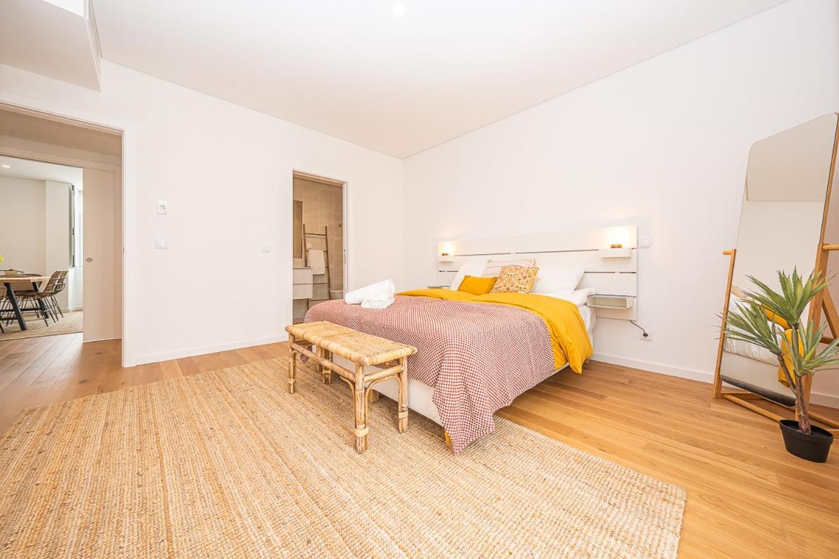 Apartamento Situado Na Zona Costeira Da Cidade Σετούμπαλ Εξωτερικό φωτογραφία