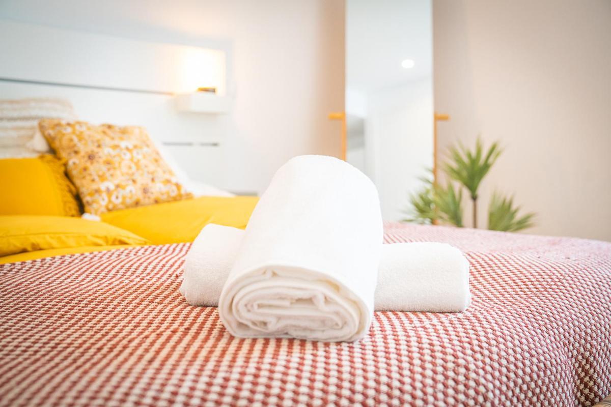 Apartamento Situado Na Zona Costeira Da Cidade Σετούμπαλ Εξωτερικό φωτογραφία