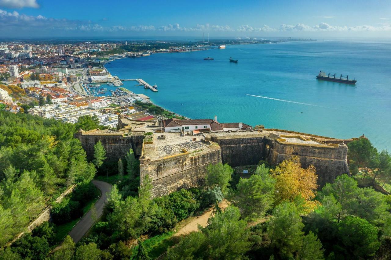 Apartamento Situado Na Zona Costeira Da Cidade Σετούμπαλ Εξωτερικό φωτογραφία