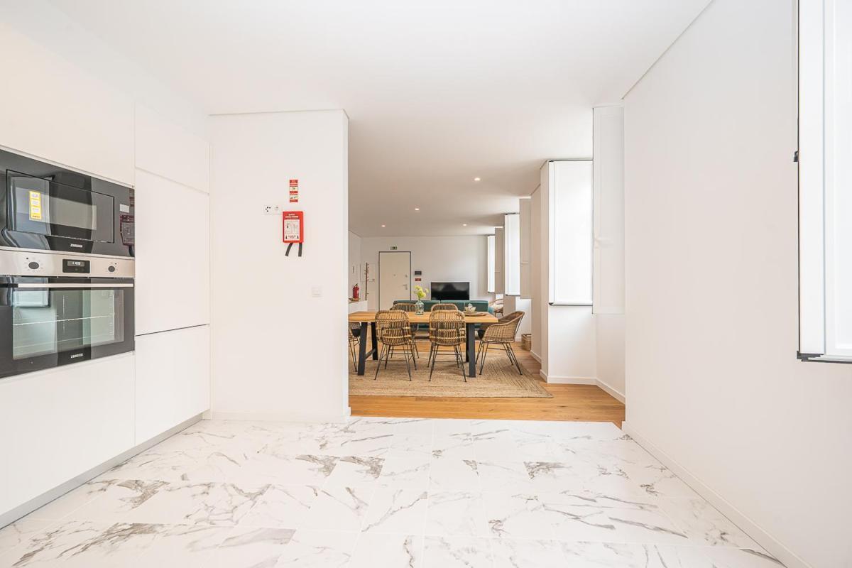 Apartamento Situado Na Zona Costeira Da Cidade Σετούμπαλ Εξωτερικό φωτογραφία